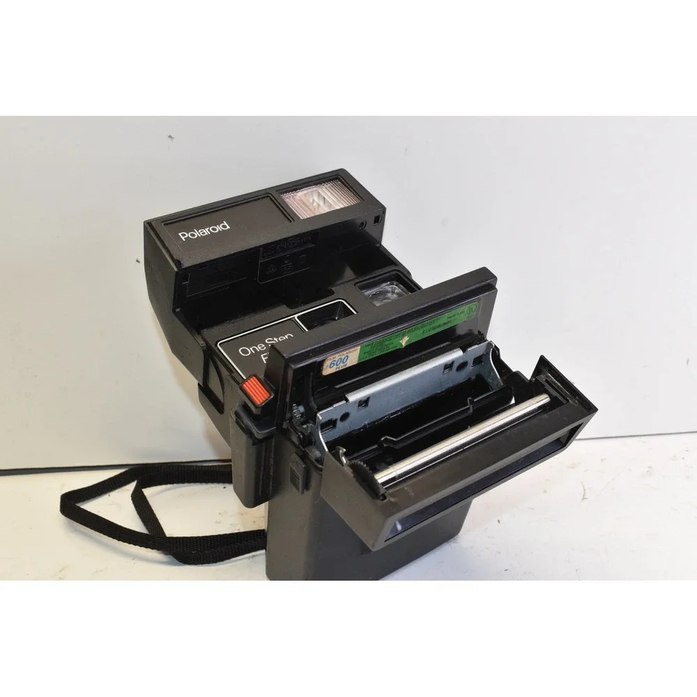 Polaroid‎ OneStep Flash Instant Film Camera Black 600 Series Vintage